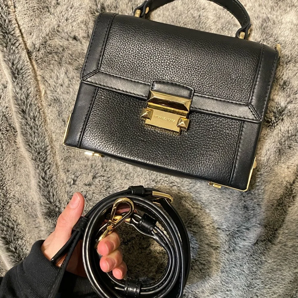 Michael Kors Jayne Truck Bag Crossbody